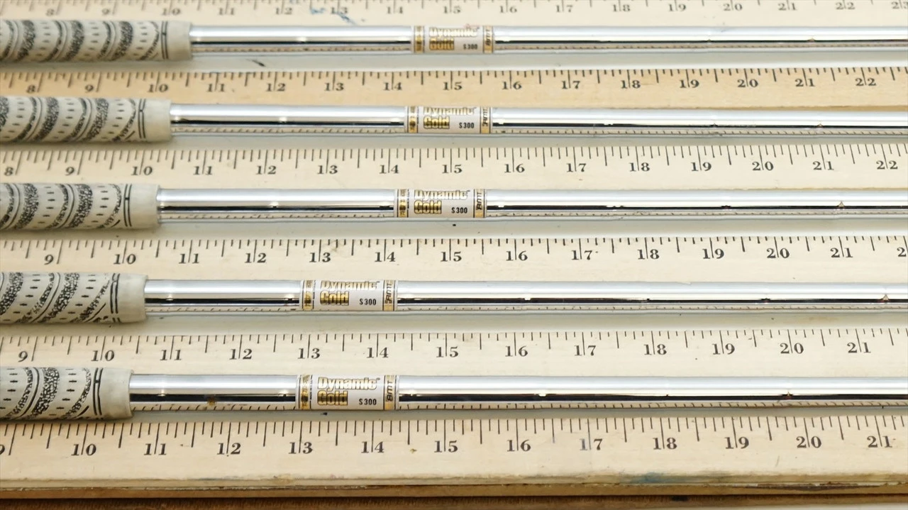 True Temper Amt White S300 Stiff 34.5"-36.75" 5Pcs Iron Shaft Pulls .355T 806277 3 True Temper Amt White S300 Stiff 34.5"-36.75" 5Pcs Iron Shaft Pulls .355T 806277