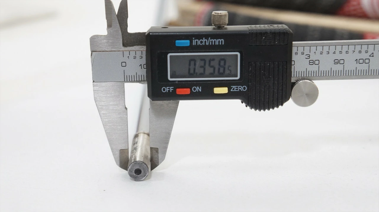 Kbs Tour 125 G Stiff+ 34.75"-37" 6pc Iron Shaft Set .355 Taper 988193 7 Kbs Tour 125 G Stiff+ 34.75"-37" 6pc Iron Shaft Set .355 Taper 988193 - Image 5