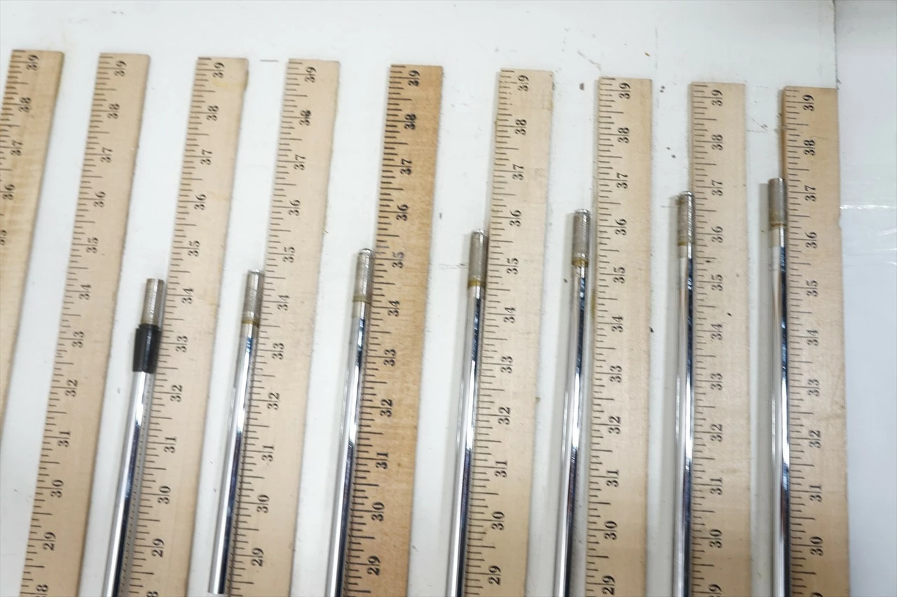 True Temper True Temp Dyn Gold Amt Tour Issue S400 34.25"-37.25" 7Pc Shaft Set Pulls 1021183 5 True Temper True Temp Dyn Gold Amt Tour Issue S400 34.25"-37.25" 7Pc Shaft Set Pulls 1021183 - Image 3