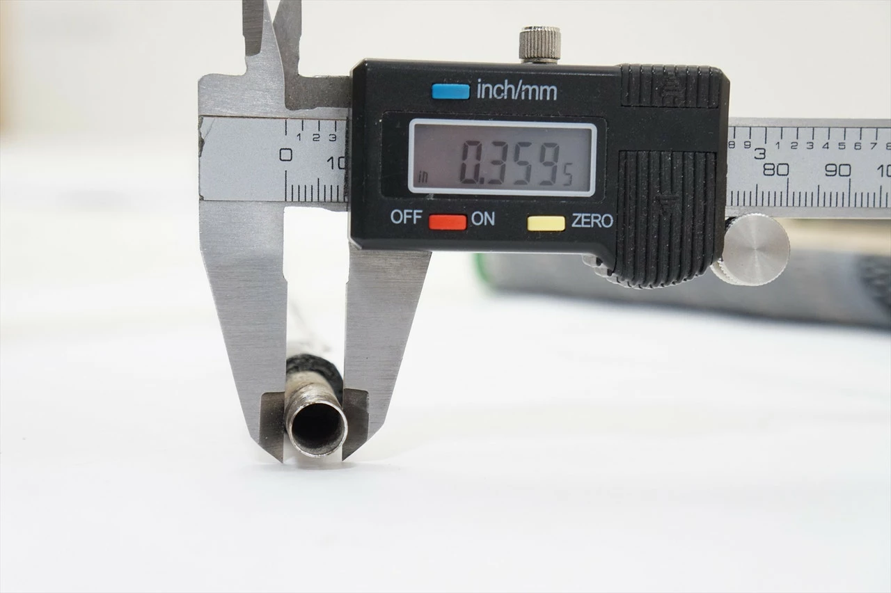 Kbs Tour-V 100 R 100g Regular 34.5"-37" 6pc Iron Shaft Set Pulls .355 1025478 7 Kbs Tour-V 100 R 100g Regular 34.5"-37" 6pc Iron Shaft Set Pulls .355 1025478 - Image 5