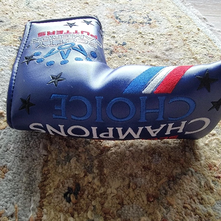 Scotty Cameron Button Back Headcover 5 Scotty Cameron Button Back Headcover - Image 3